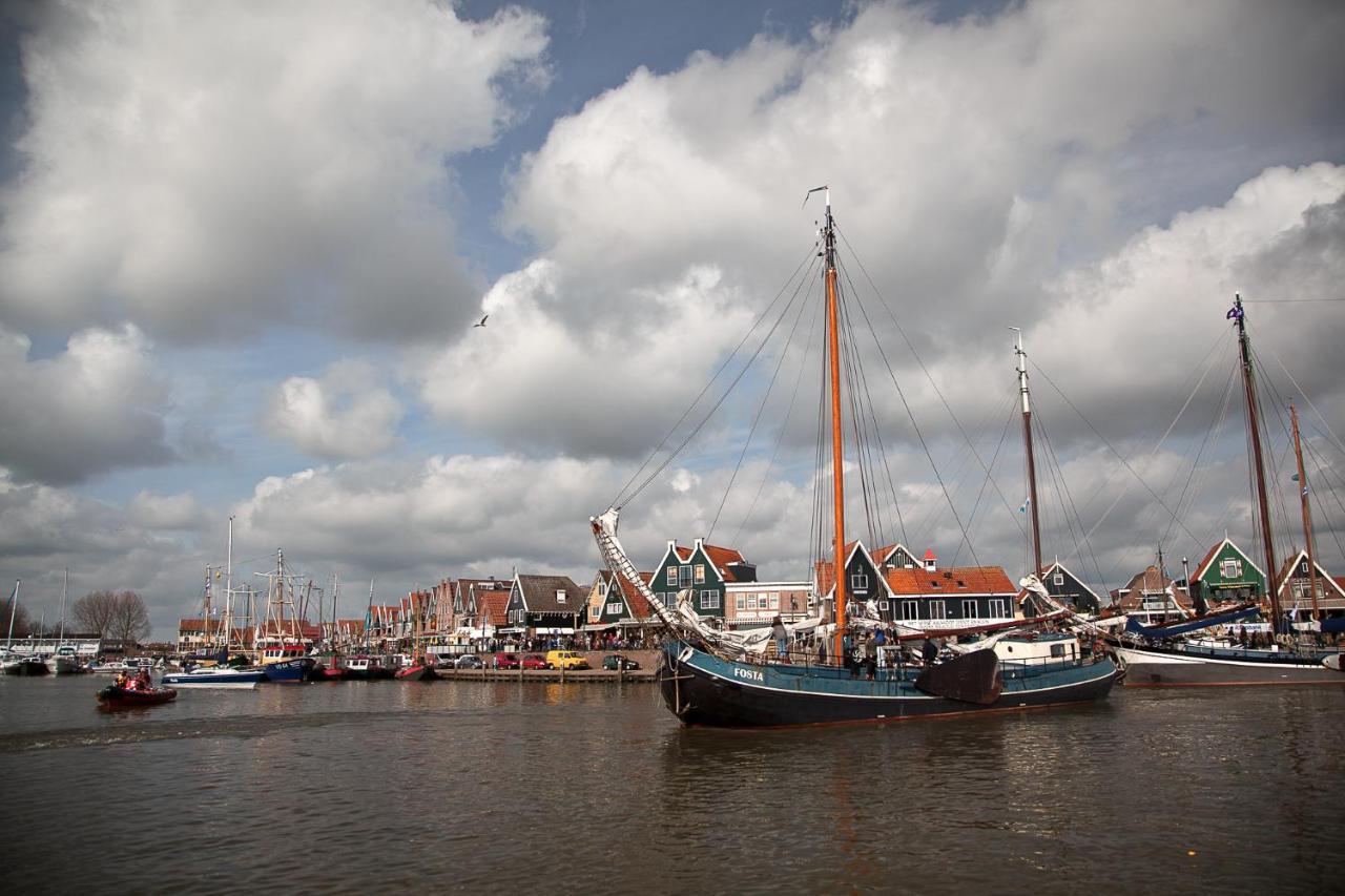 Bed and Breakfast De Krasse Man Edam Exterior foto