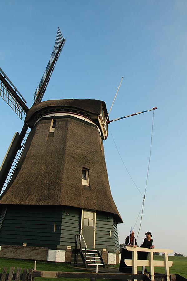 Bed and Breakfast De Krasse Man Edam Exterior foto