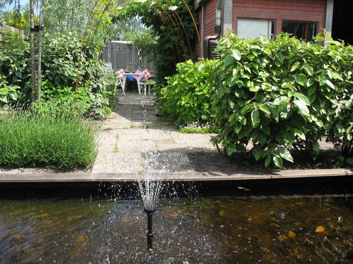 Bed and Breakfast De Krasse Man Edam Exterior foto